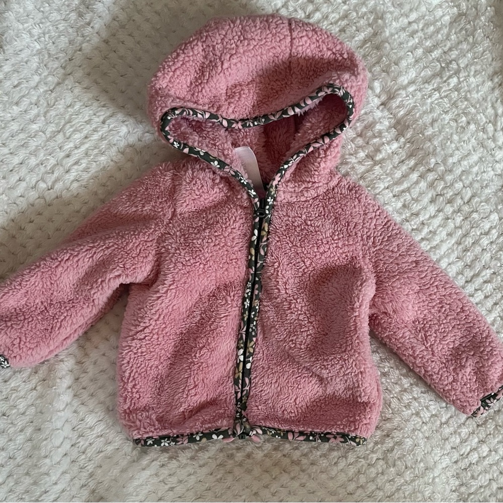 Pink Sweater. 6 Months. Girls